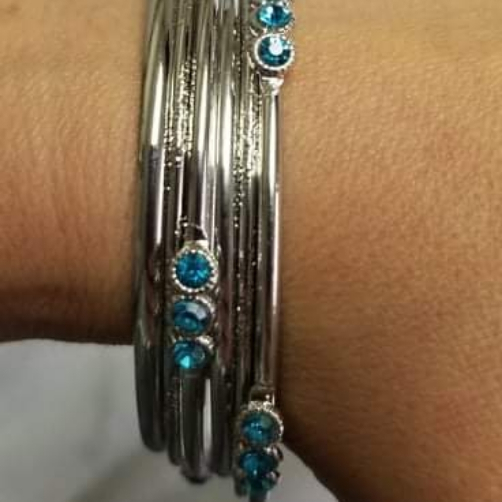 Stackable Sparkle Blue Bracelet - Picture 5 of 5